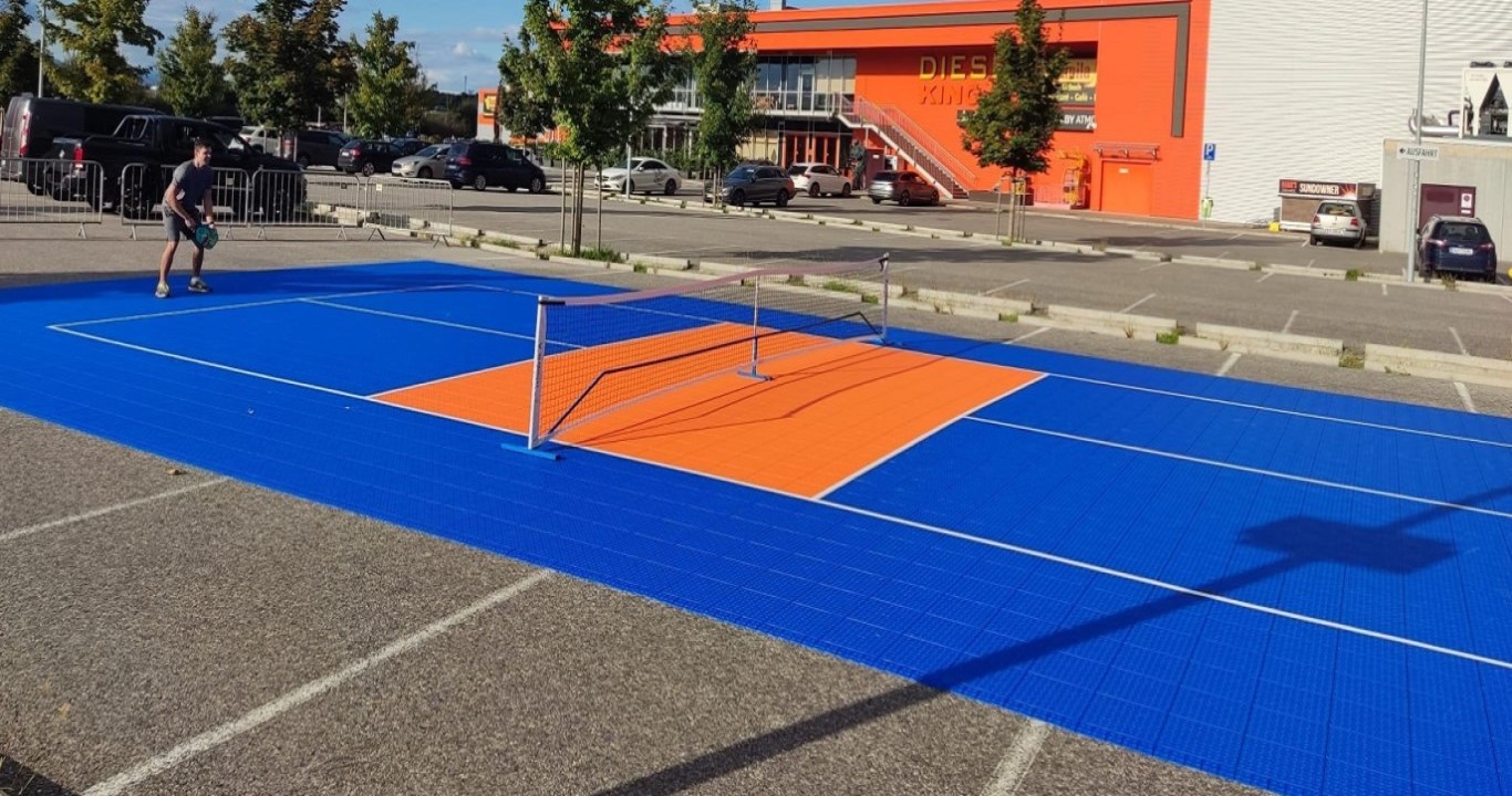 A Brief Guide to Easy Setup and Storage of Portable Pickleball Courts