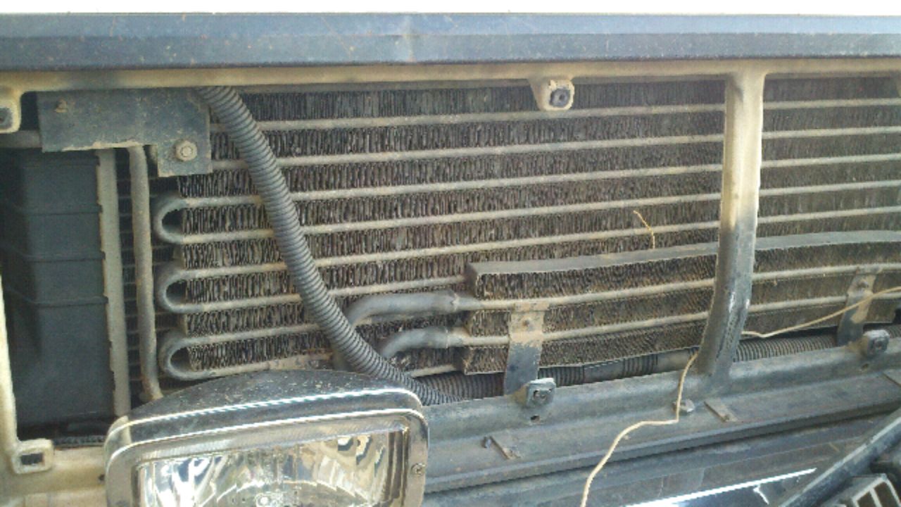 Water flow in hospital facilities by channel and trench drains