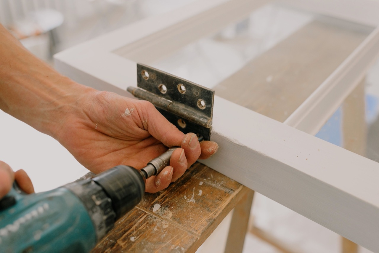 What to Look for When Sourcing Offset Hinges for Cabinetry and Furniture Projects